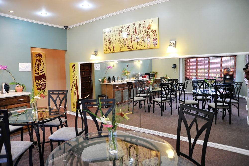 Culture Crossroads Inn Port of Spain ภายนอก รูปภาพ