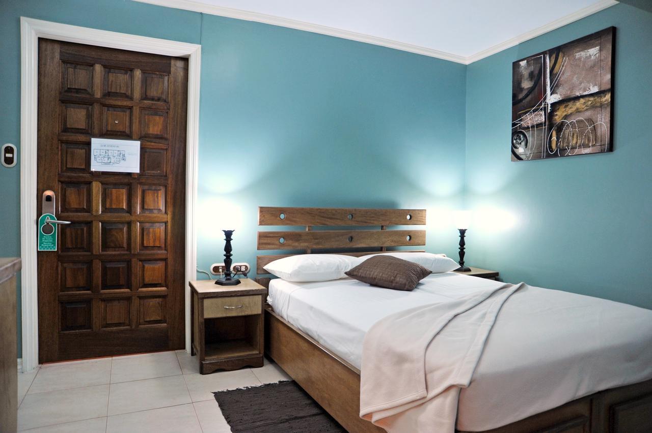 Culture Crossroads Inn Port of Spain ภายนอก รูปภาพ