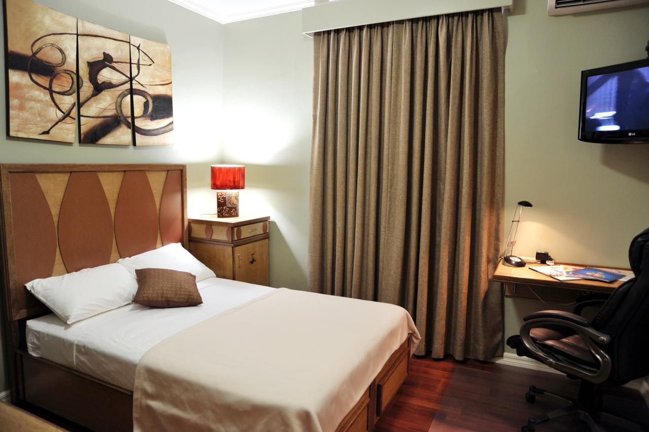 Culture Crossroads Inn Port of Spain ภายนอก รูปภาพ